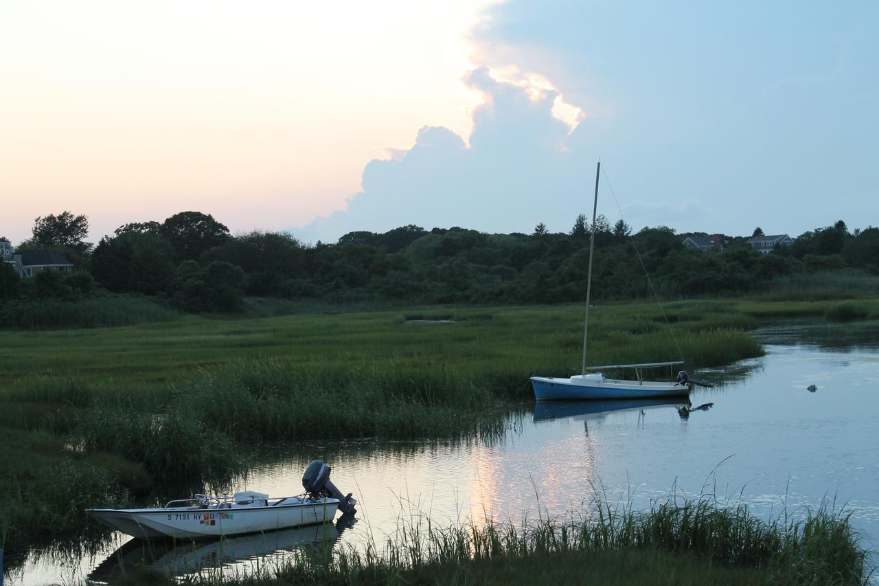 Lavender Bay Bed & Breakfast Barnstable Dış mekan fotoğraf